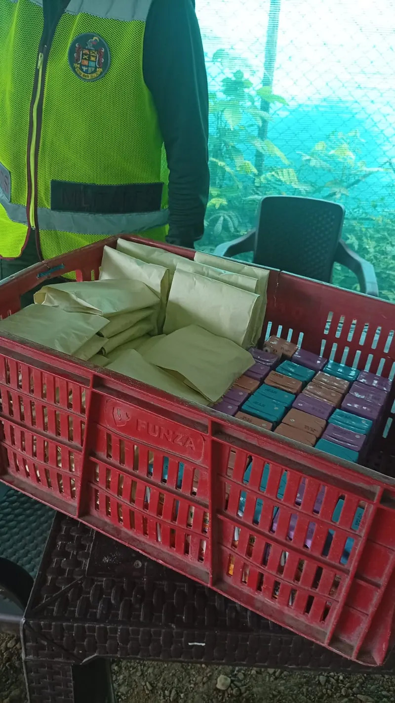 Insumos entregados en una operación en territorio